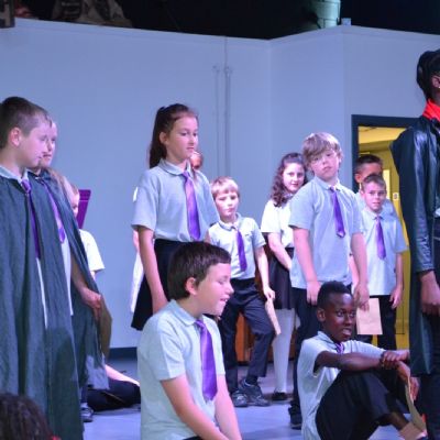 Year 6 Play (17)